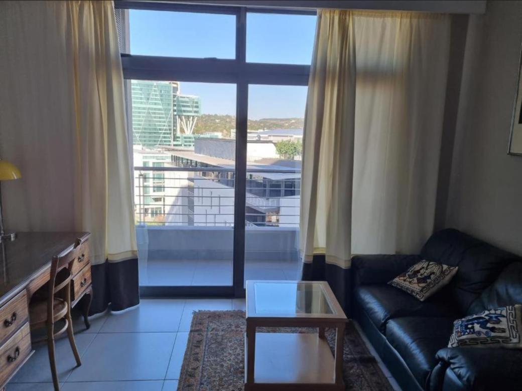 Menlyn Maine Apartments Pretoria-Noord Εξωτερικό φωτογραφία